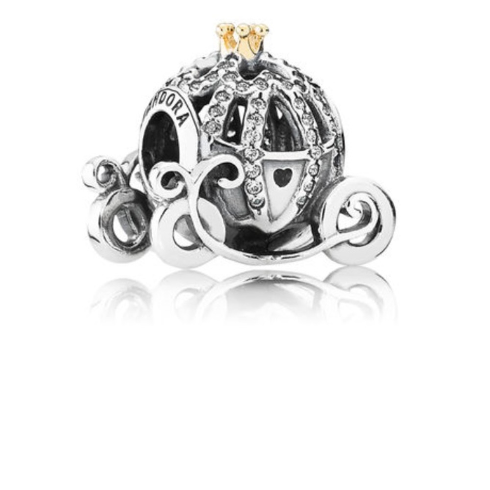 DISNEY, CINDERELLA'S PUMPKIN COACH CHARM Pandora